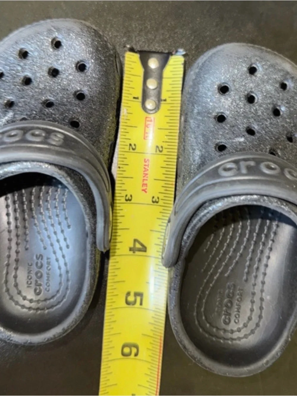 CROCS Kids Classic Clog in Black